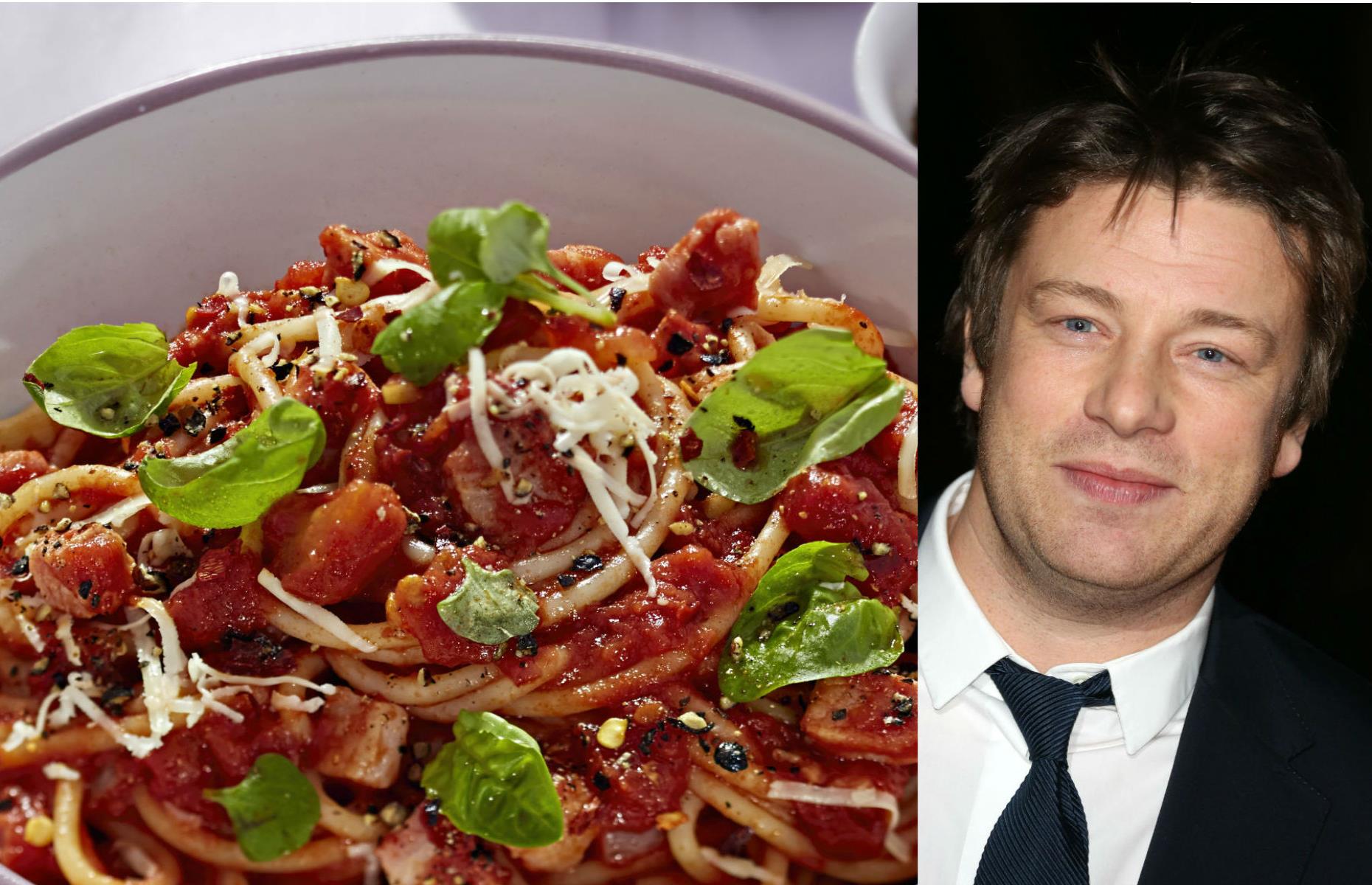 Jamie Oliver – spaghetti in tomato sauce